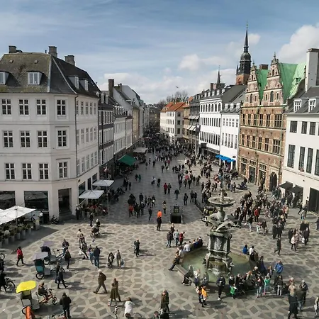 Apartment Charismatic Apartment In Copenhagen Old Town *