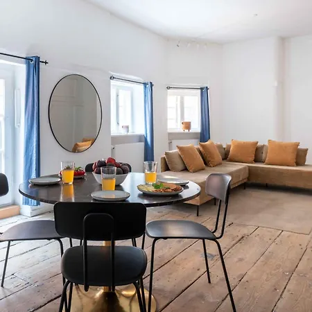 Apartment Charismatic Apartment In Copenhagen Old Town *