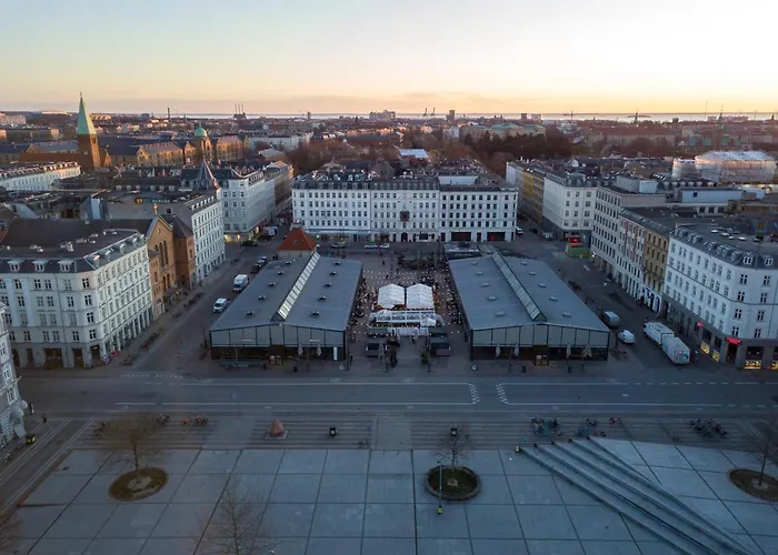 Charismatic In Old Town *