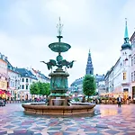 Charismatic In Old Town Copenhaga